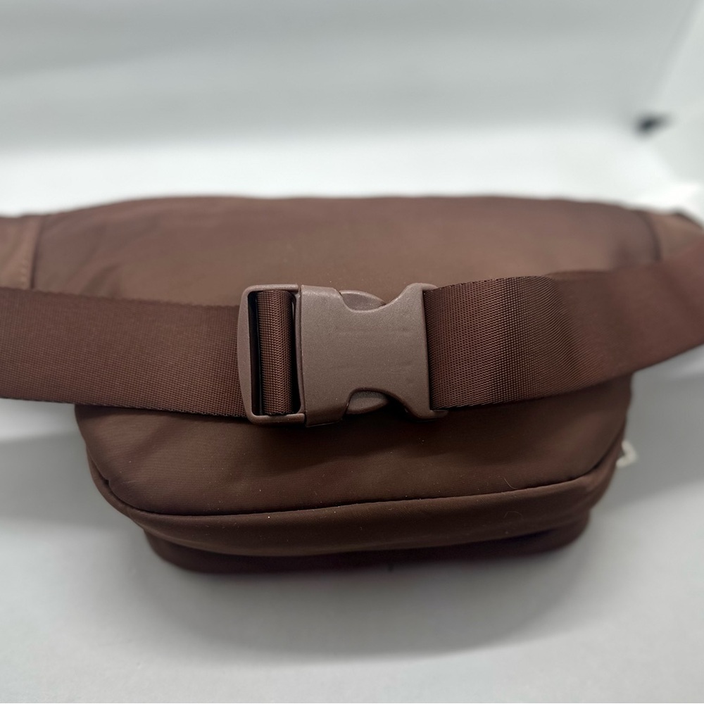 Stylish Steve Madden Belt Bag - Picture 3 of 7